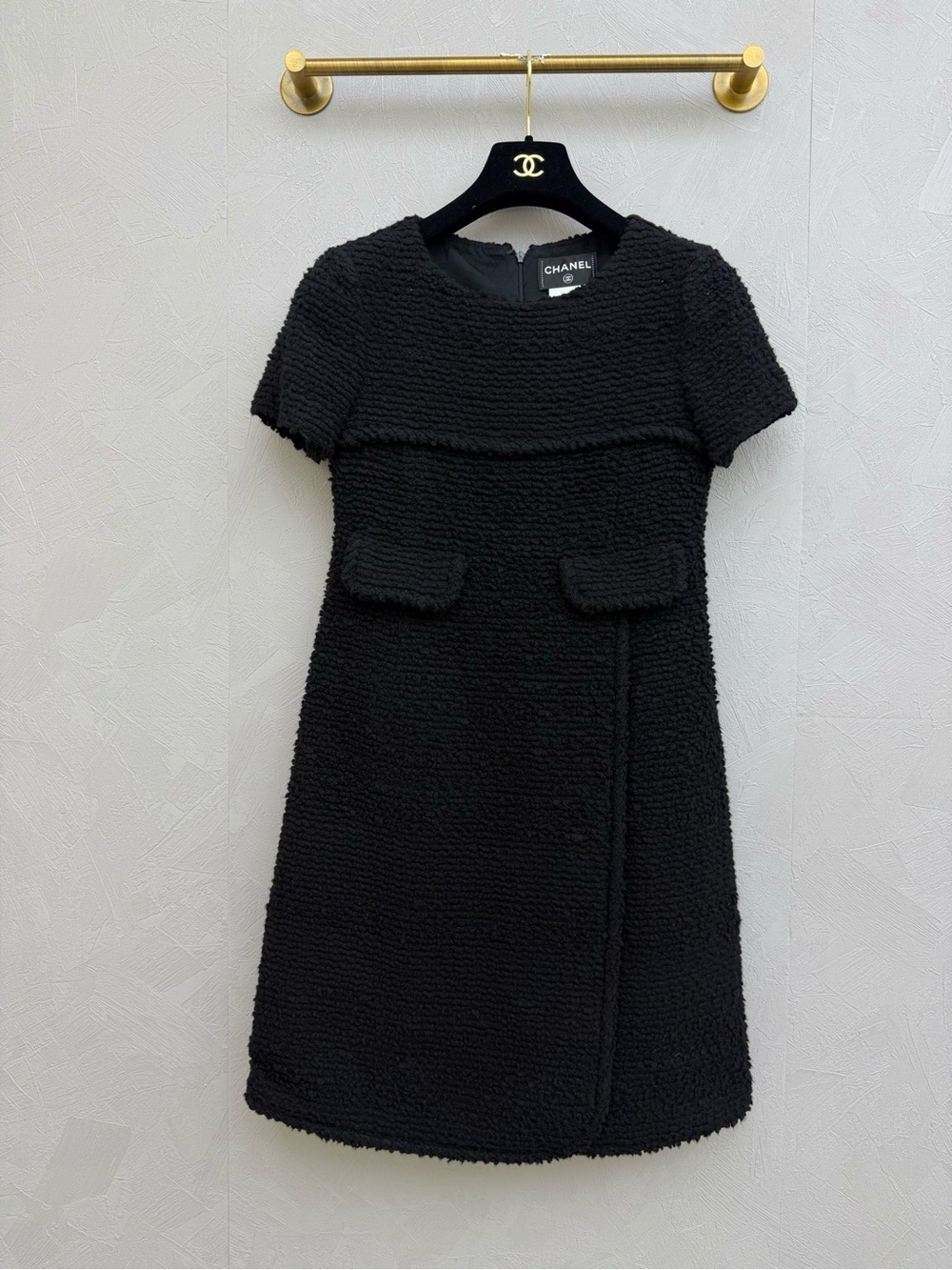 🚩steal CHANEL Black Bouclé Mini Shift Dress